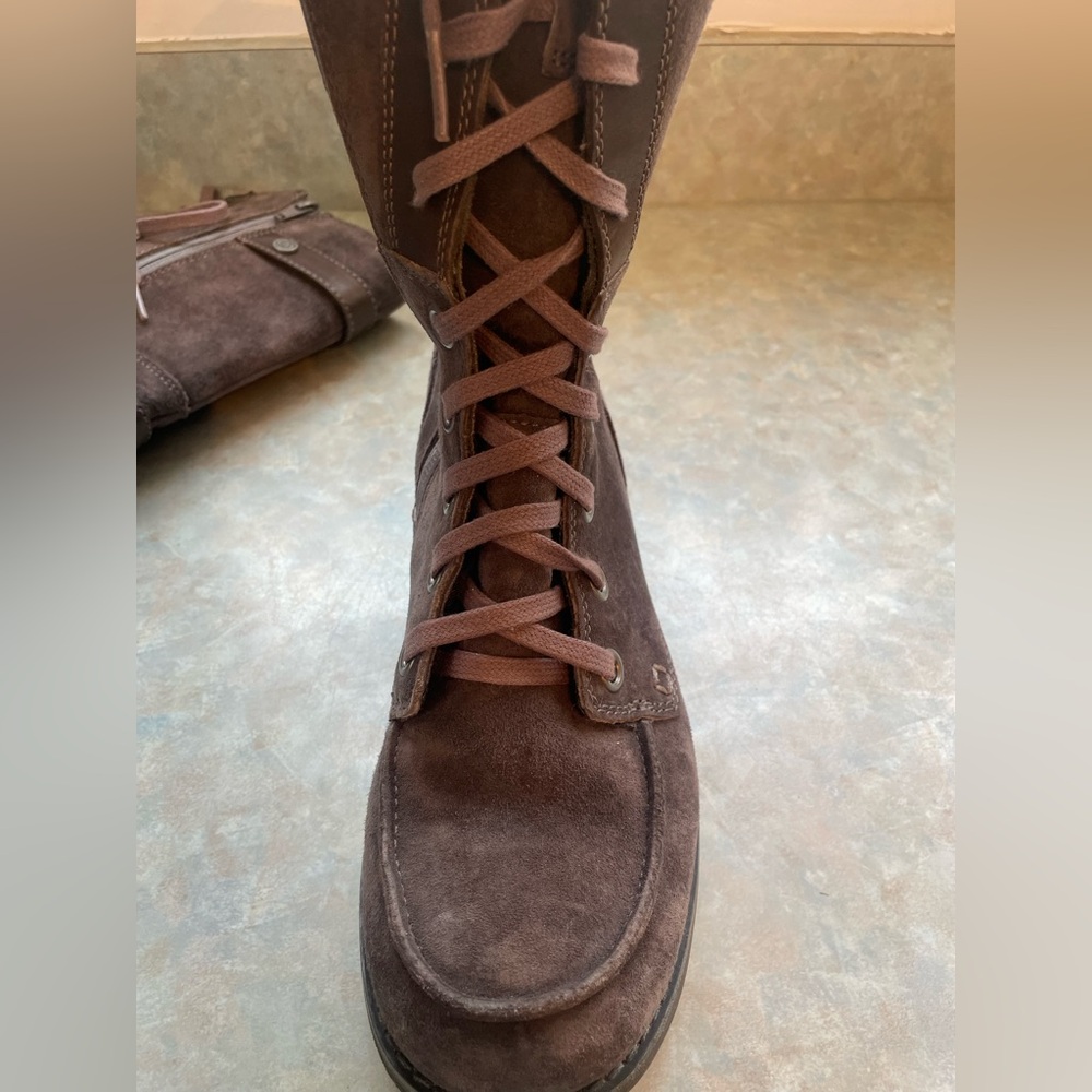 The North Face Brown Lace Up Boots Rugged Outdoor Style - Picture 10 of 11